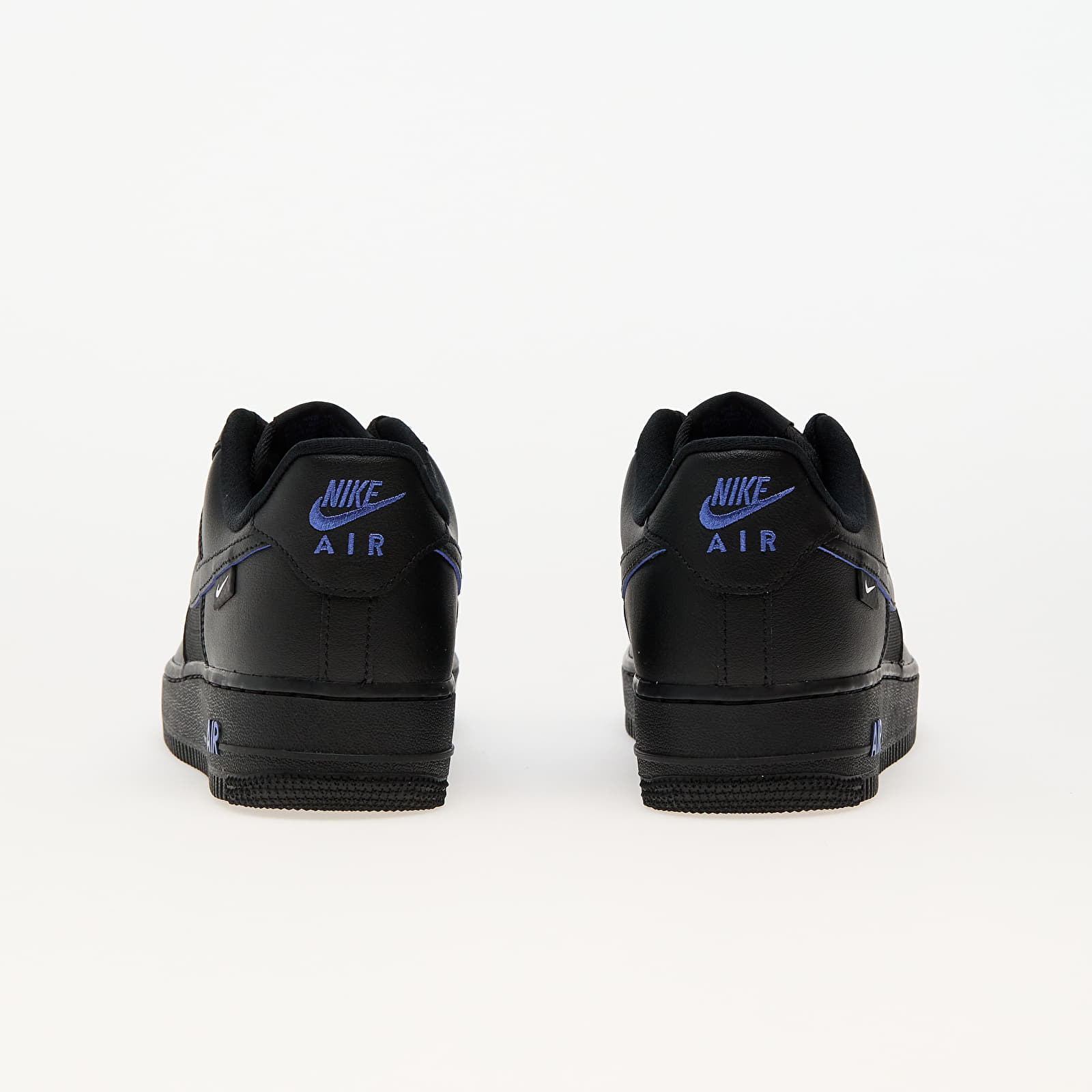 Nike air force 1 essential jewel black and blue best sale