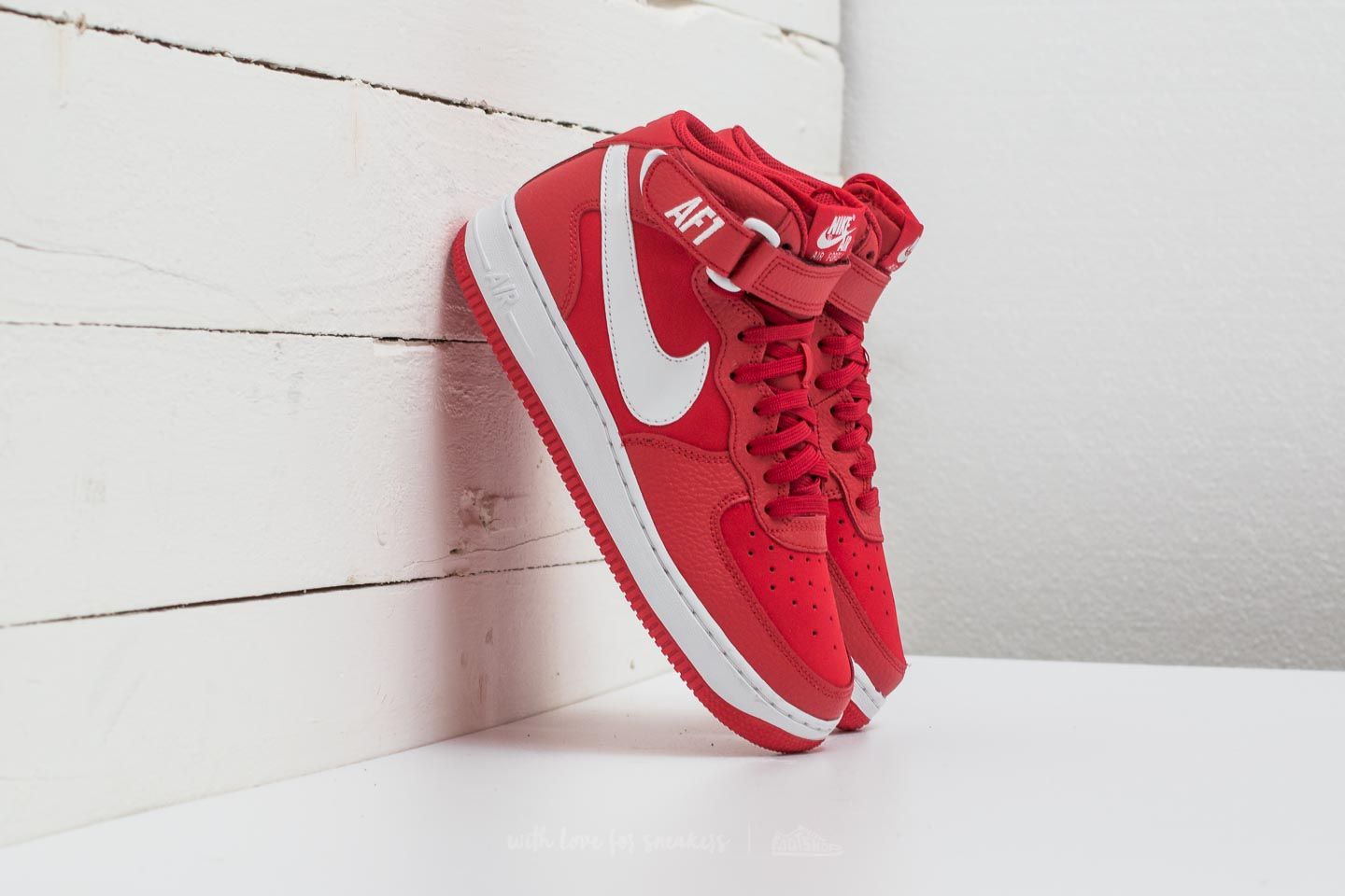 Women s shoes Nike Air Force 1 Mid GS University Red White Footshop