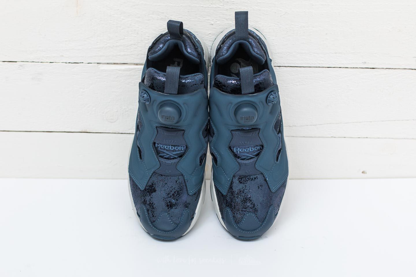Reebok insta pump hot sale fury grey indigo