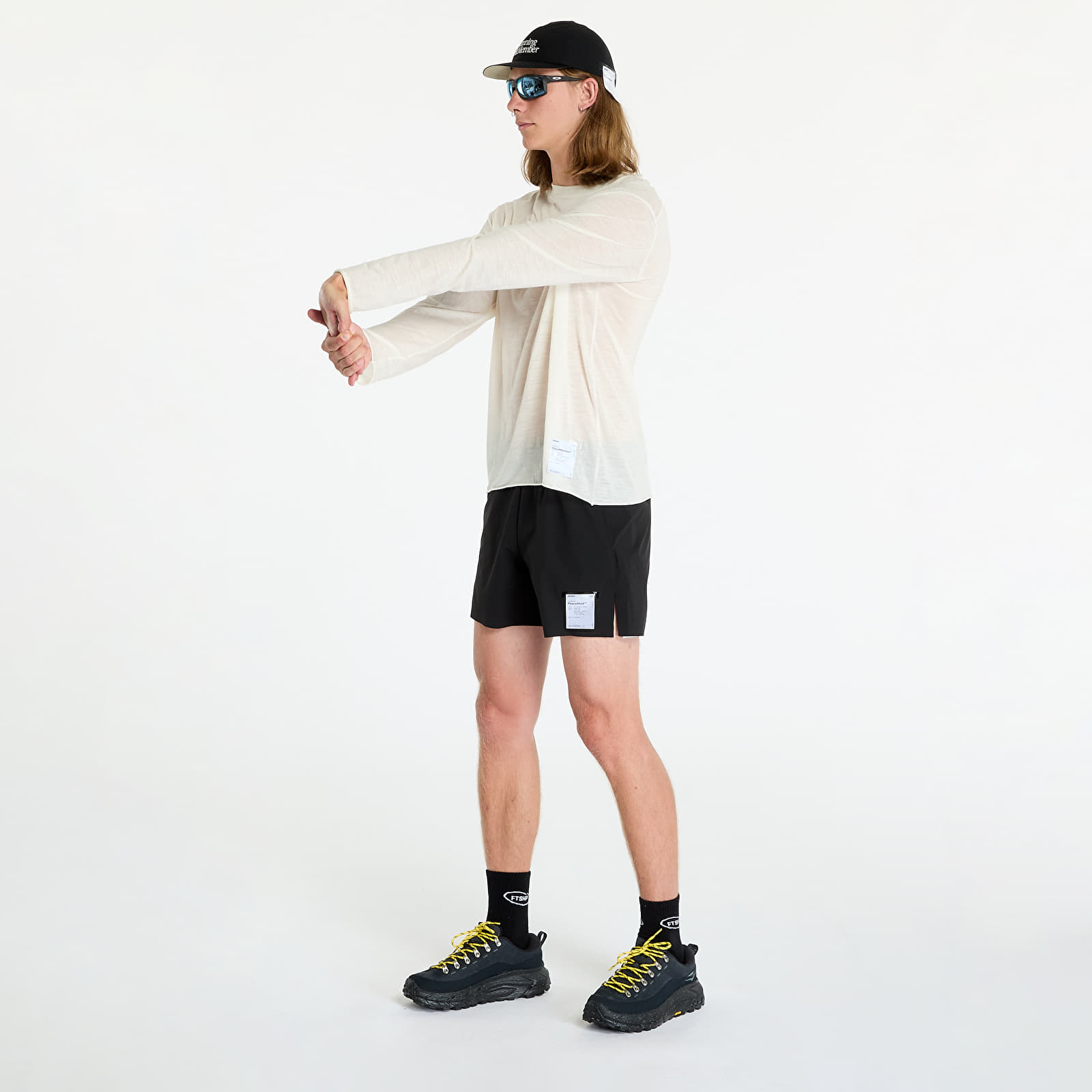 Shortsit Satisfy PeaceShell 5 Unlined Shorts UNISEX Black