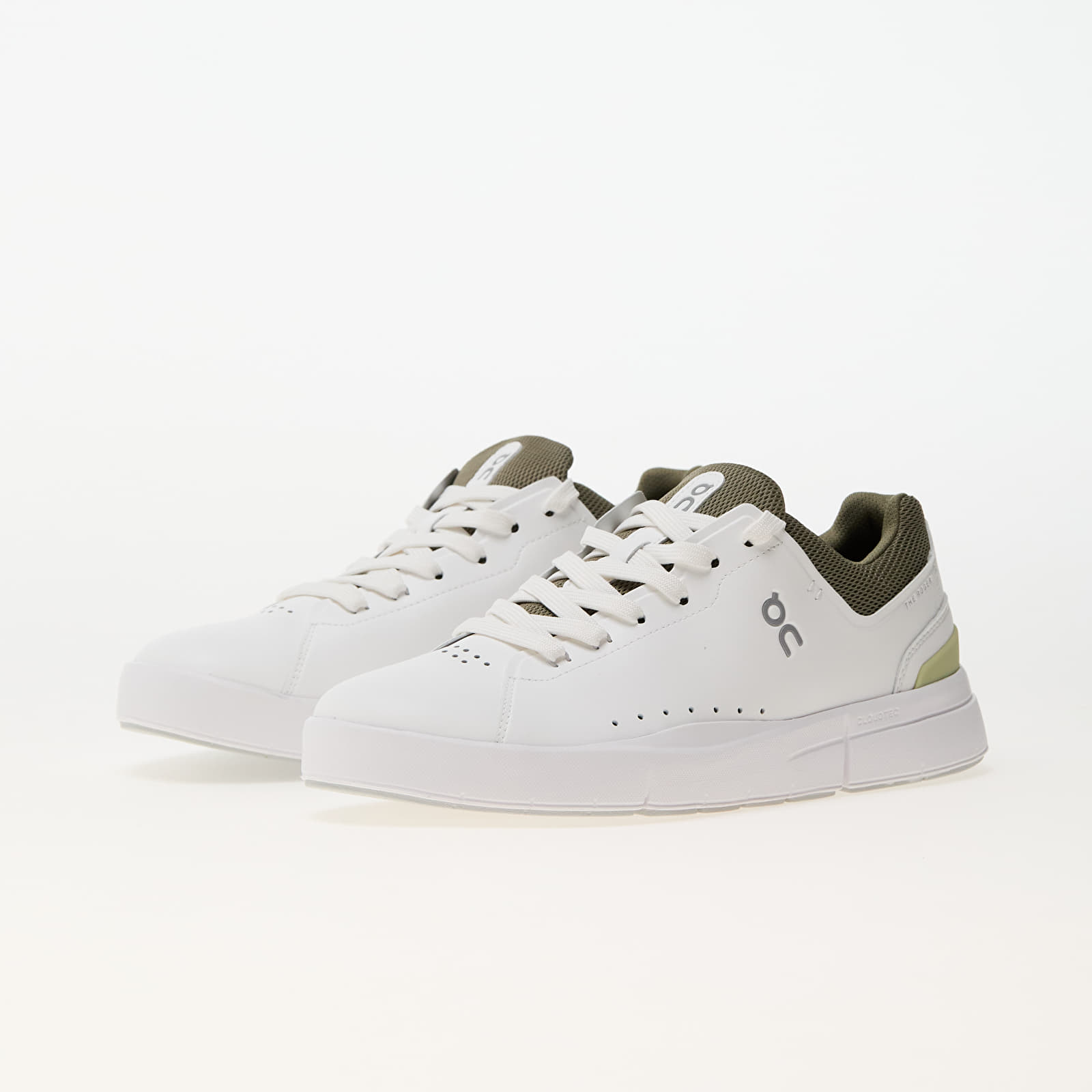 Männer On M The Roger Advantage White/ Olive