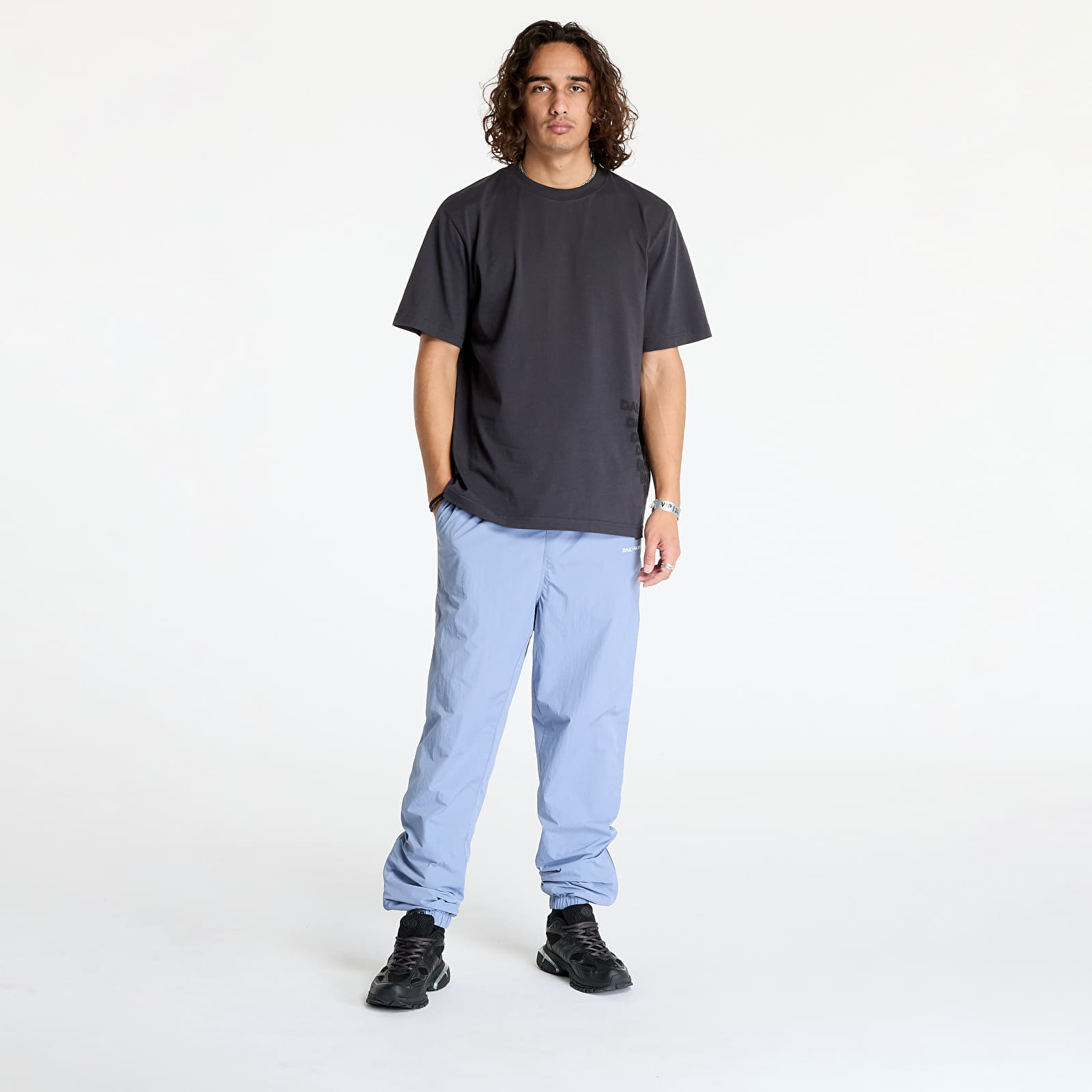 Džíny a kalhoty Daily Paper Eward Pants Country Blue