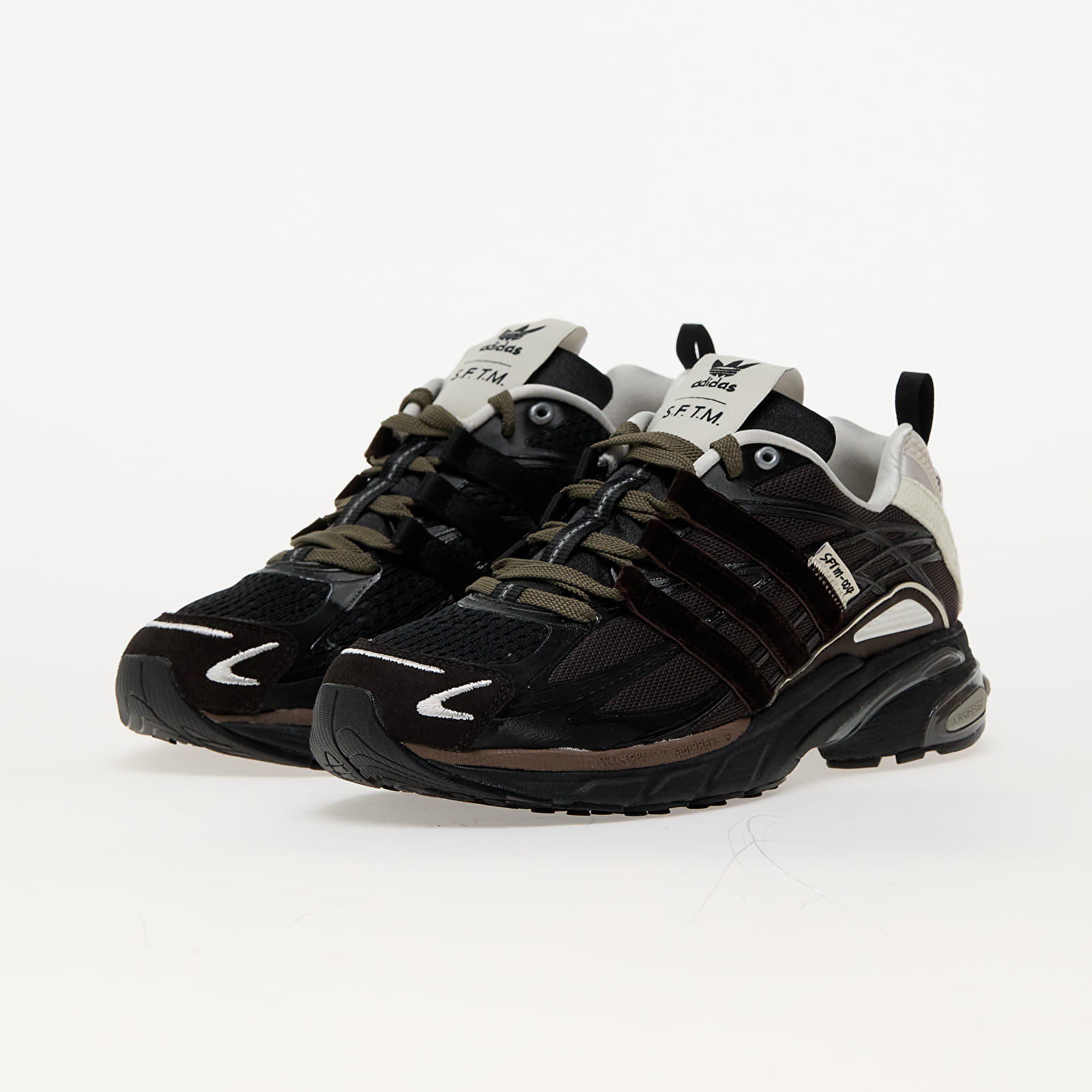Încălțăminte și sneakerși pentru bărbați adidas x Song Fot The Mute Adistar Cushion Core Black/ Dark Brown/ Earth Strata