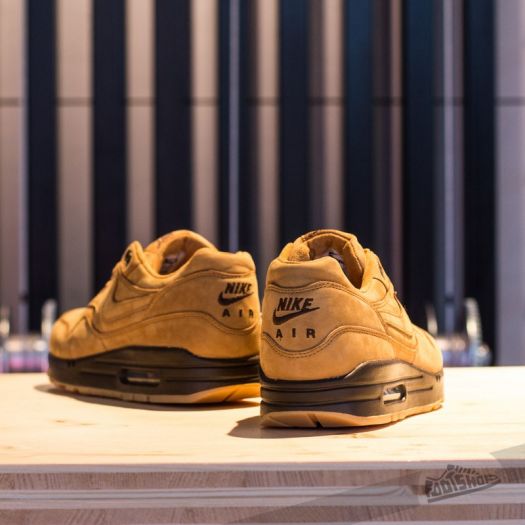 Men s shoes Nike Air Max 1 QS Flax Brown Footshop