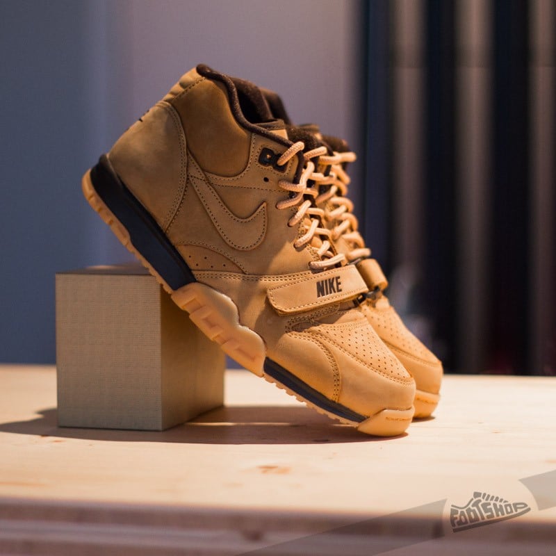Air trainer 1 mid prm qs top