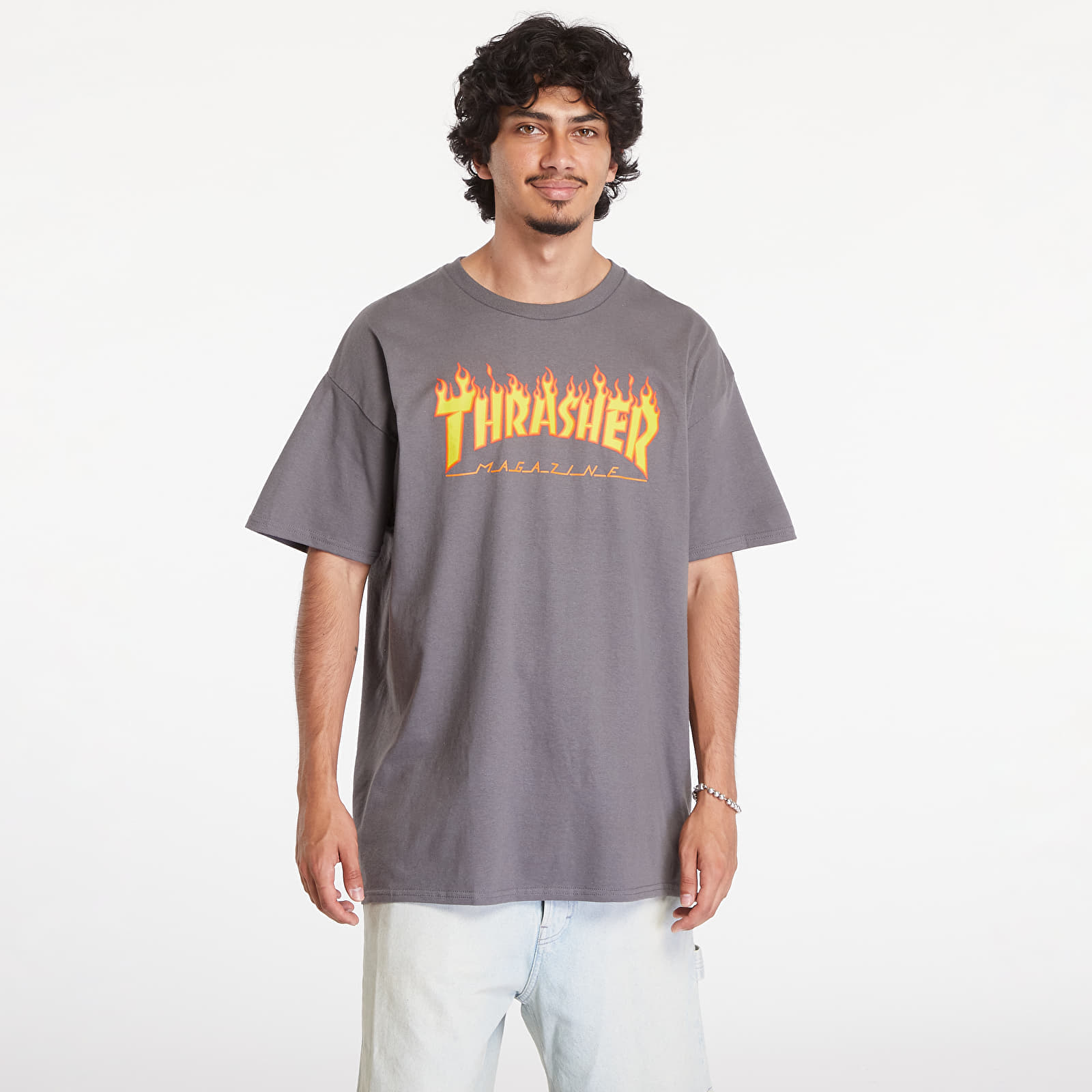 T-Shirts and shirts Thrasher Flame Logo T-Shirt Charcoal Gray