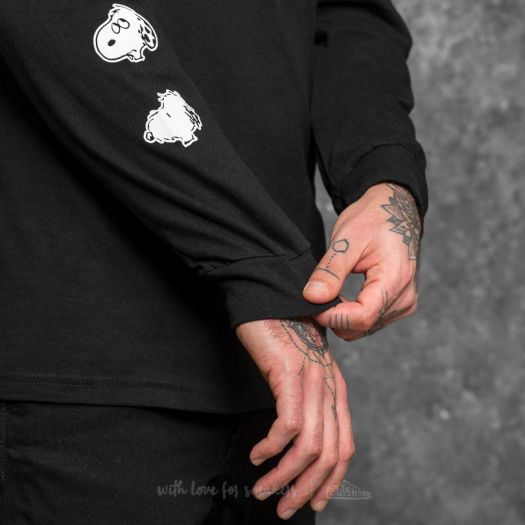 Vans peanuts long sleeve sale