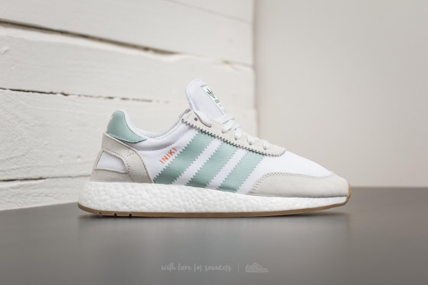 Adidas iniki sales multicolor mujer