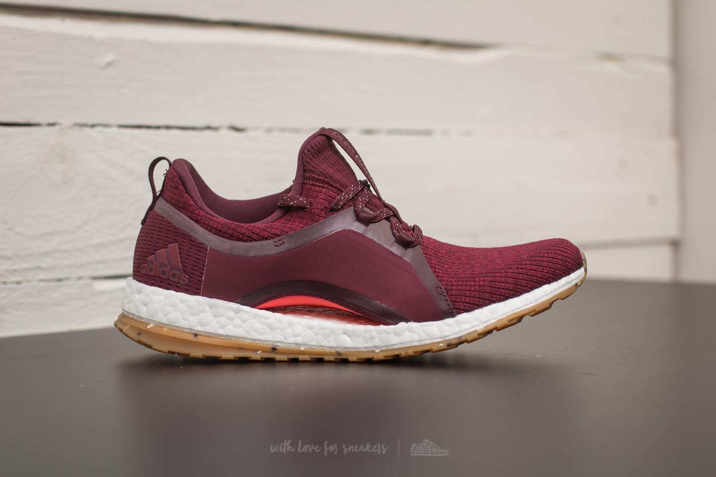 Damen Sneaker und Schuhe adidas PureBOOST X All Terrain Red Night Mystery Ruby Easy Coral Footshop