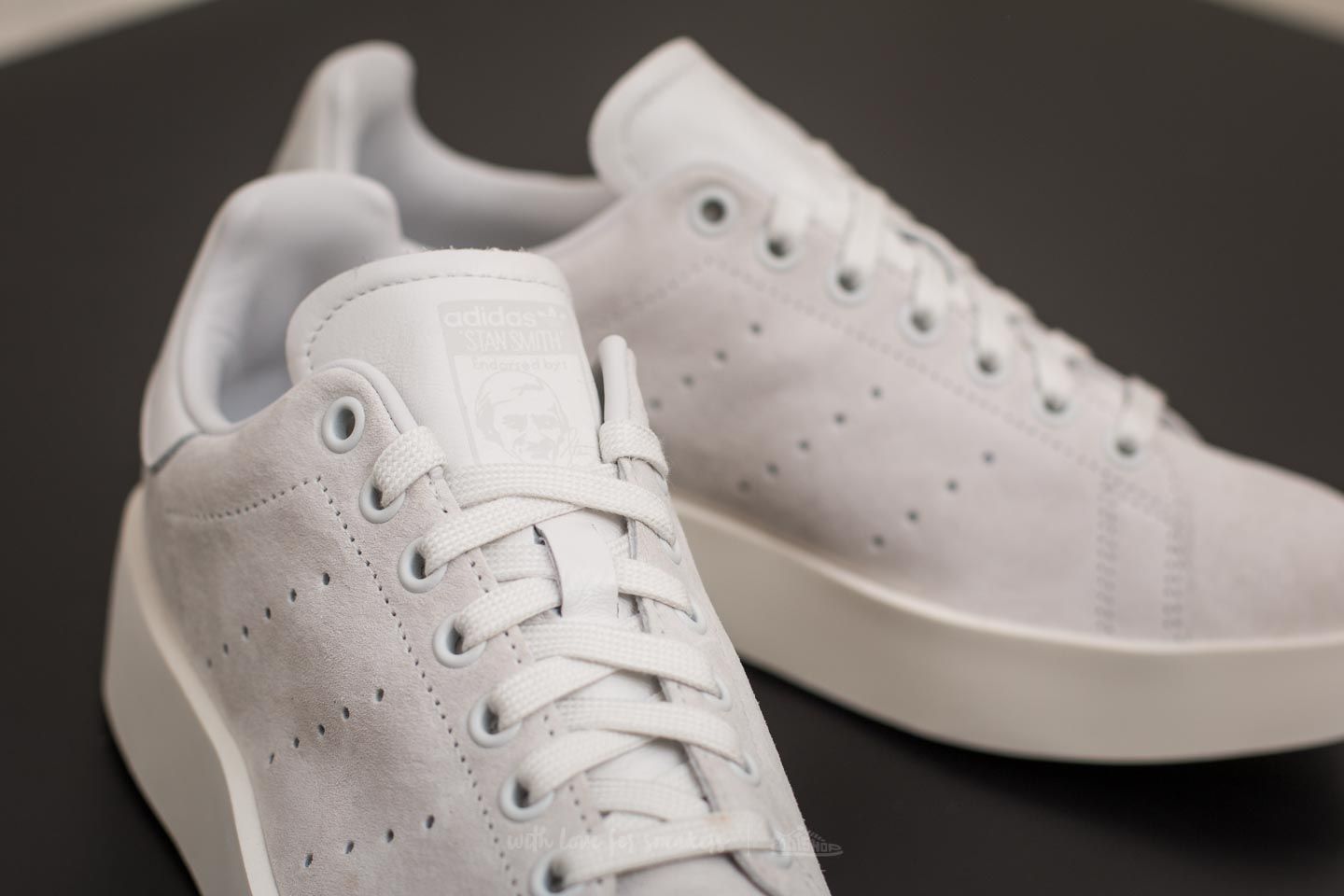Stan smith on sale bold crystal white