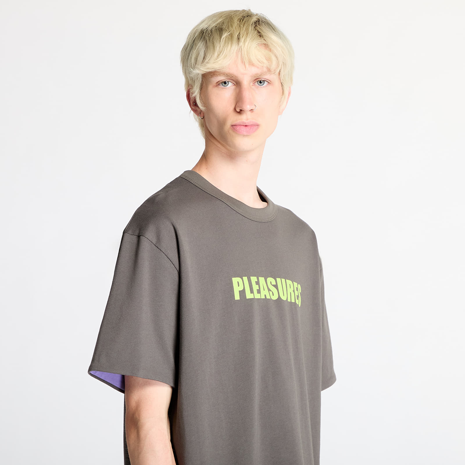 Koszulki PLEASURES Legal Reversible Heavyweight T-Shirt Charcoal/ Purple