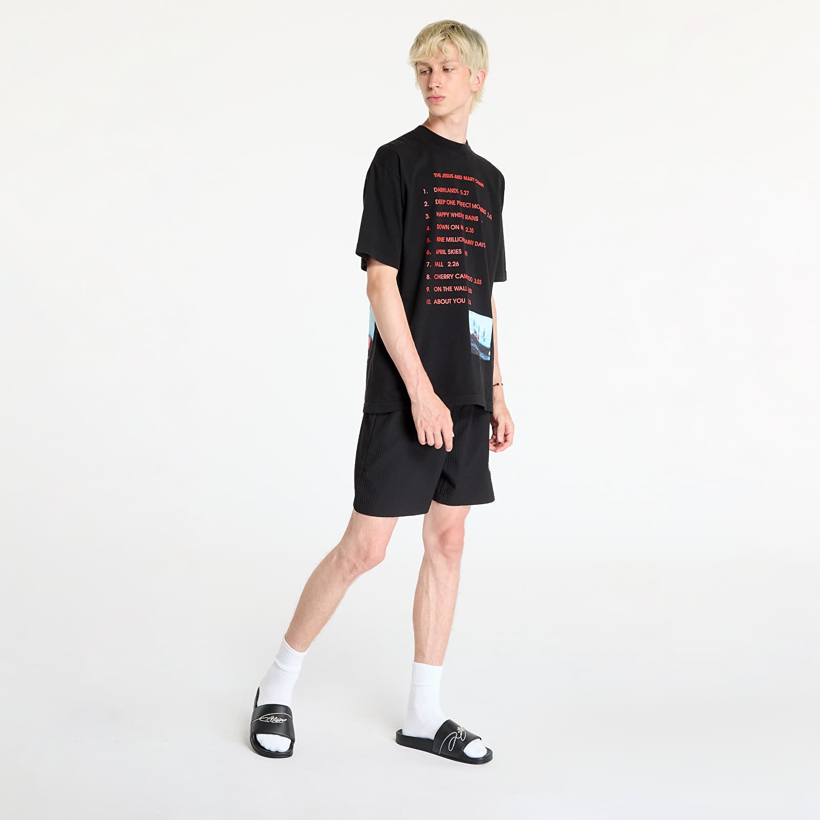 Shorts PLEASURES Heart Sport Shorts Black