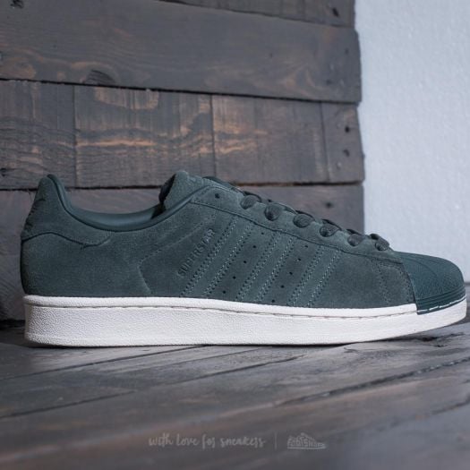 Superstar green night hotsell