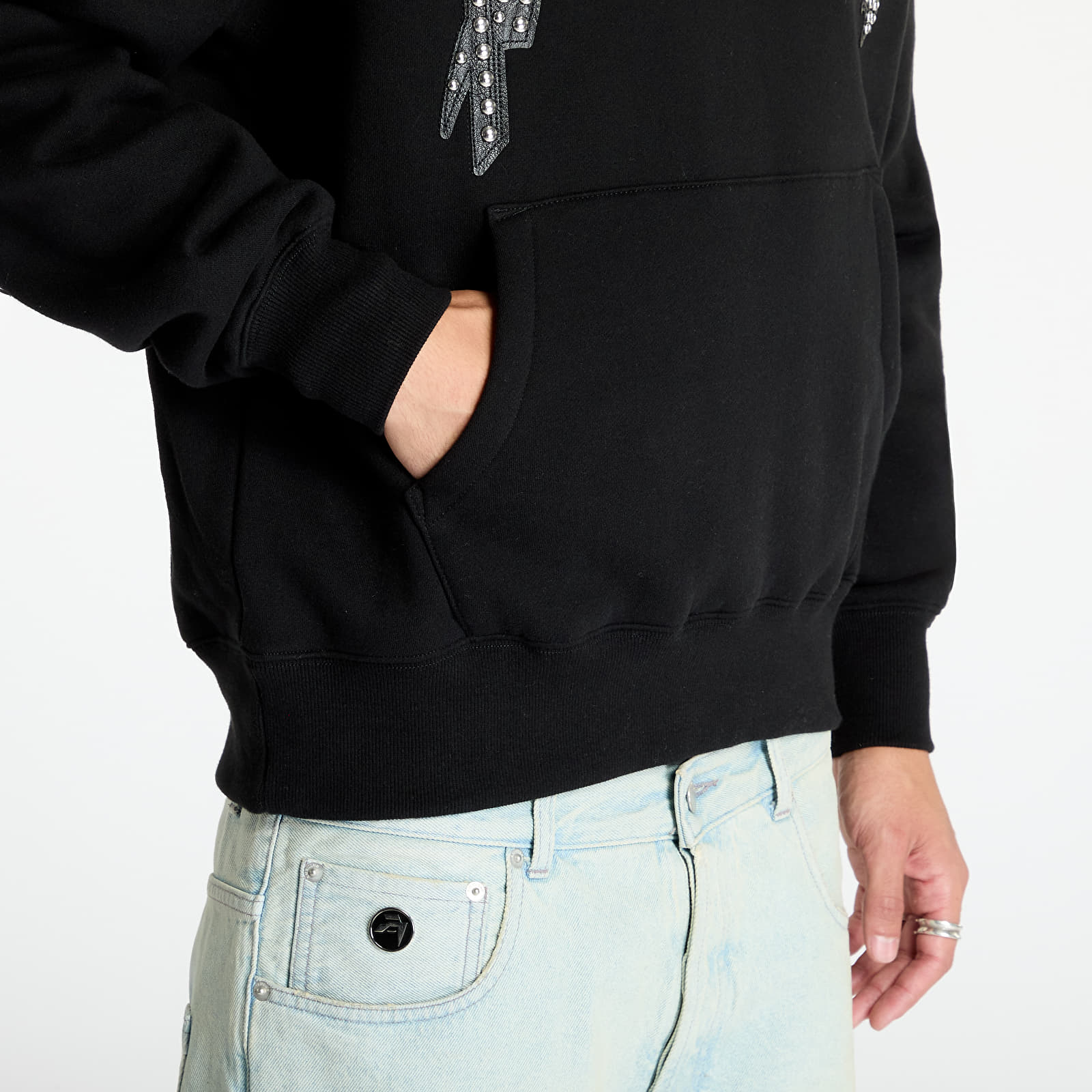Bluzy PLEASURES Twitch Studded Hoodie Black