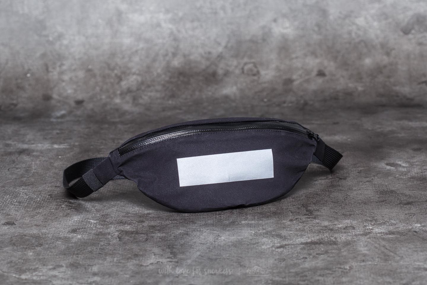 Чанти и раници Soulland x 66° North Bumbag Black