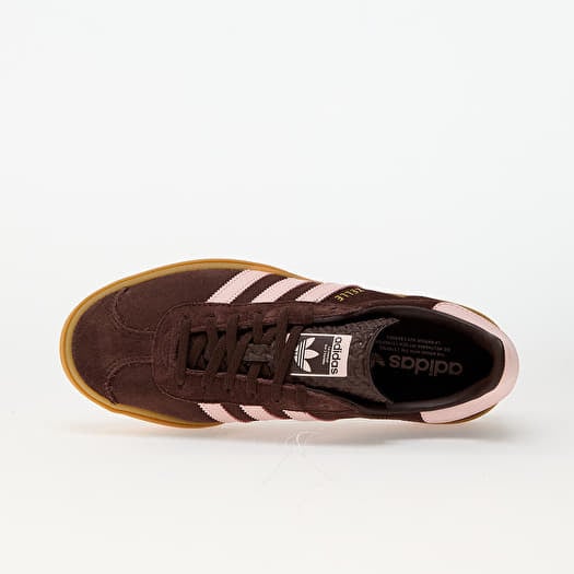 Icey pink gazelles deals