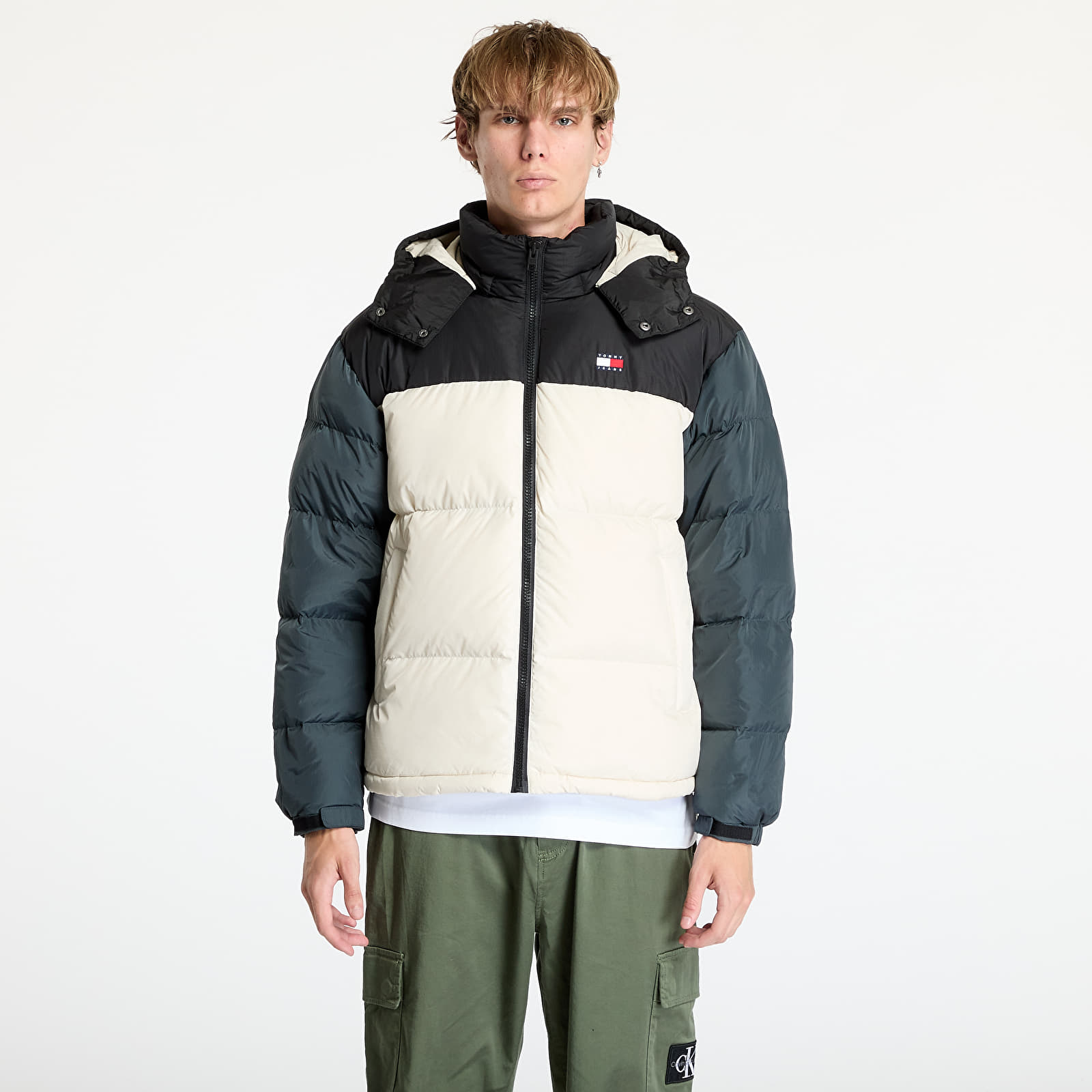Jackets Tommy Jeans Alaska Colorblock Puffer Jacket Beige