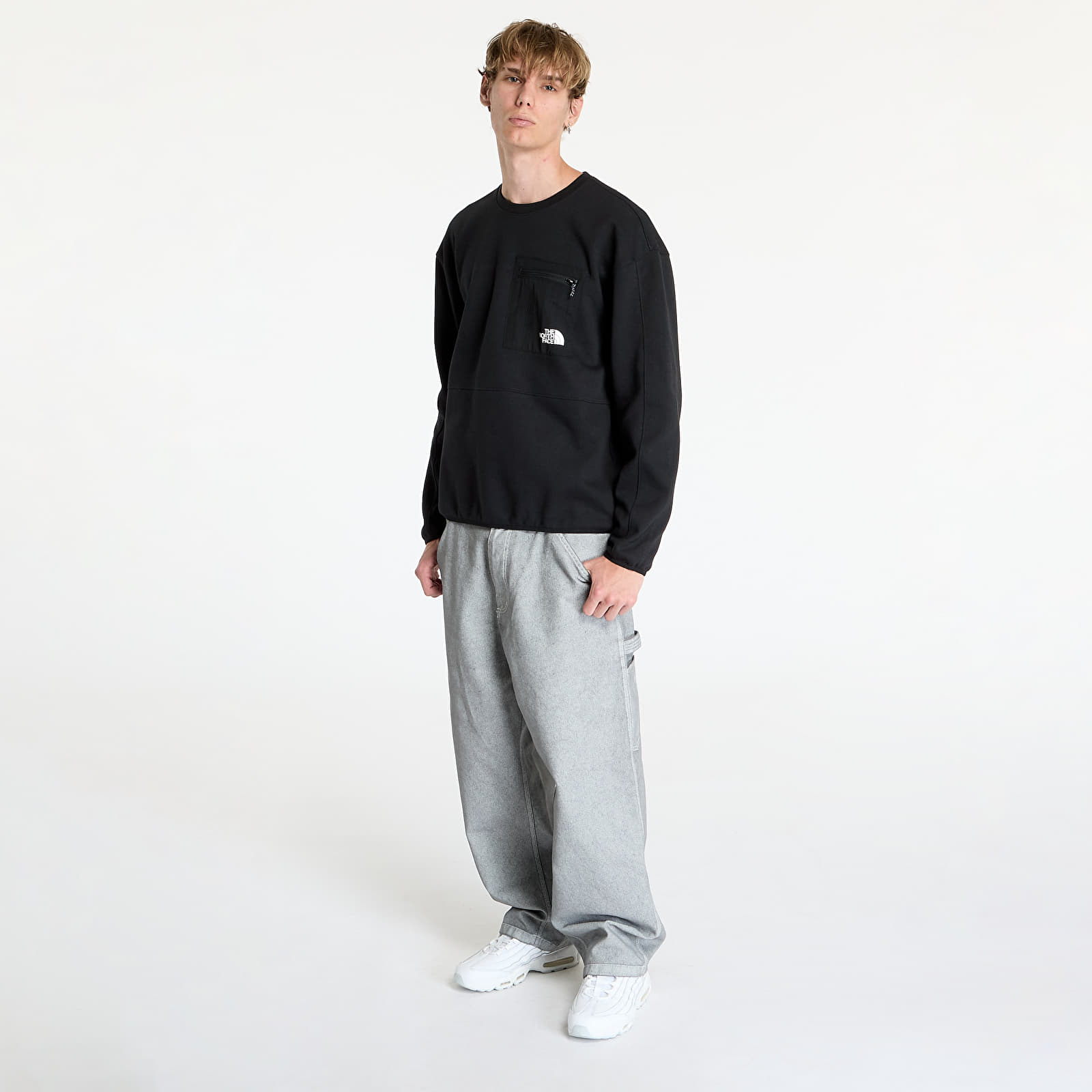 Pulóverek The North Face Tnf Tech Crew Tnf Black