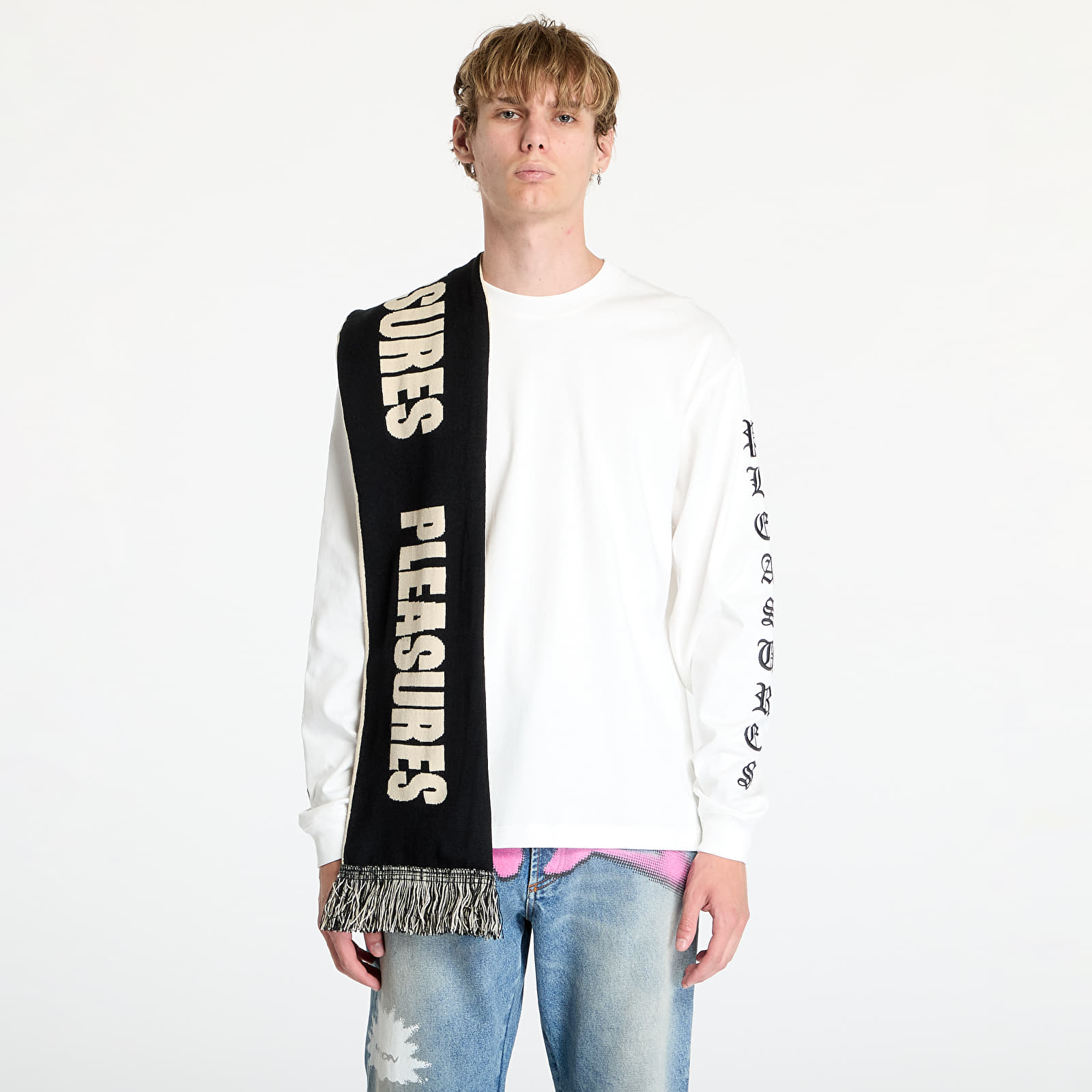 Шалове PLEASURES Impact Scarf Black