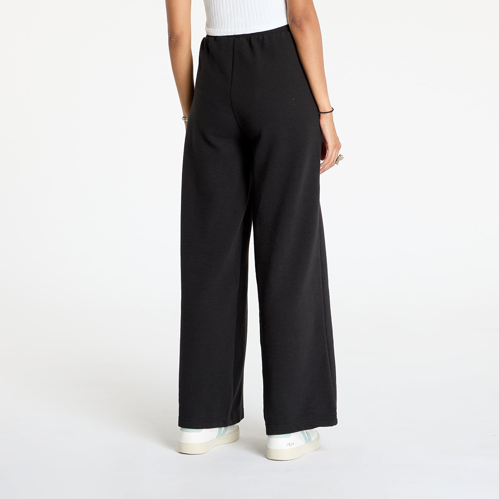 Melegítő The North Face W Hoden Wide Leg Jogger Tnf Black