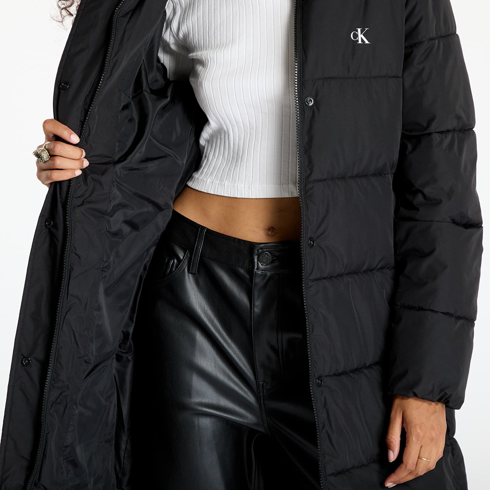 Dámské bundy Calvin Klein Jeans Monologo Non Down Jacket Black
