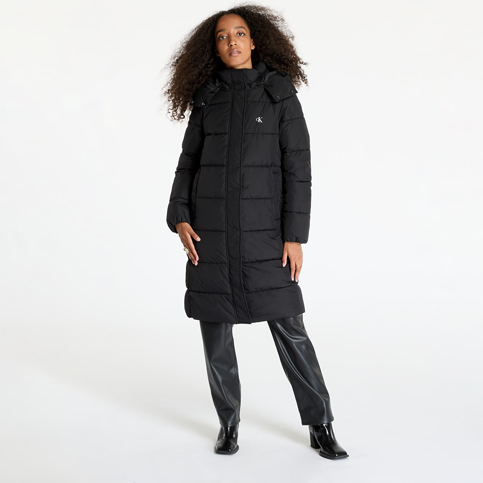 Dámské bundy Calvin Klein Jeans Monologo Non Down Jacket Black