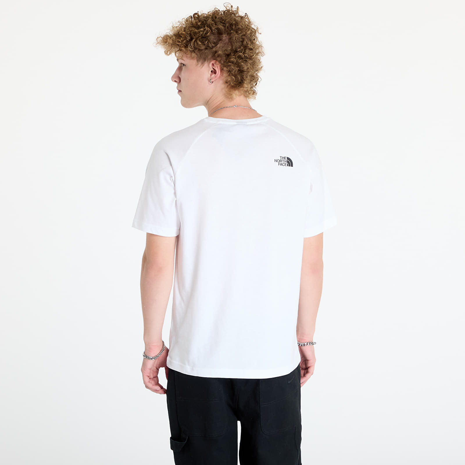 Férfi pólok The North Face Short Sleeve Raglan Redbox Tee Tnf White