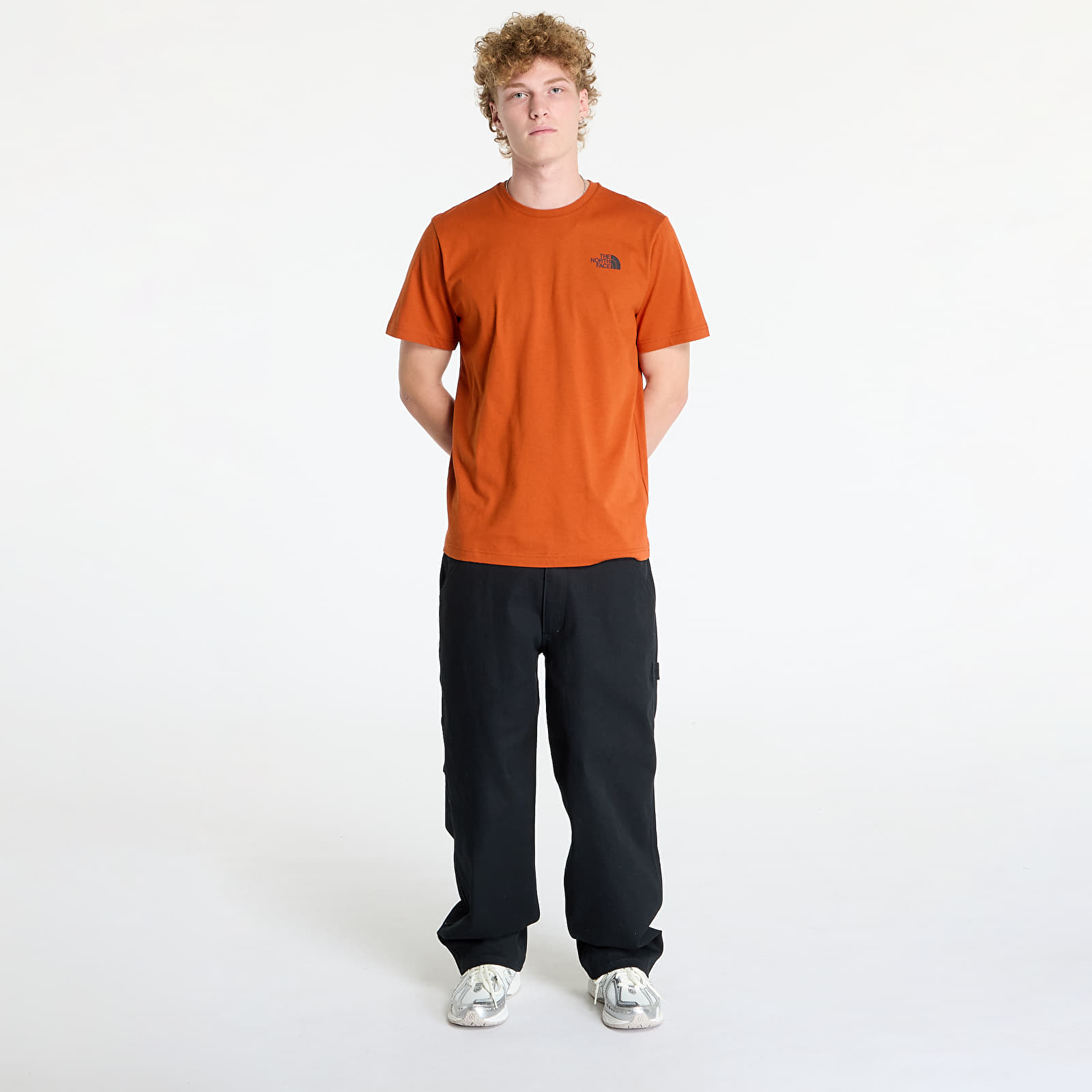 Miesten T-paidat The North Face M S/S Box Nse Celebration Tee Earthen Copper