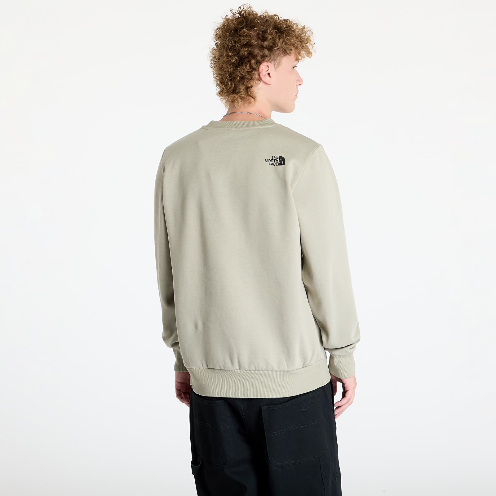 Men s hoodies The North Face Fine Crewneck Sweatshirt Clay Grey Footshop