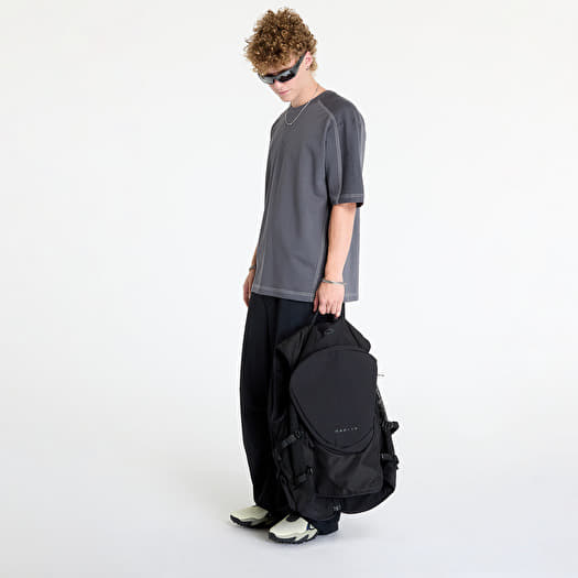 Oakley Latitude Flex Vest Blackout | Footshop