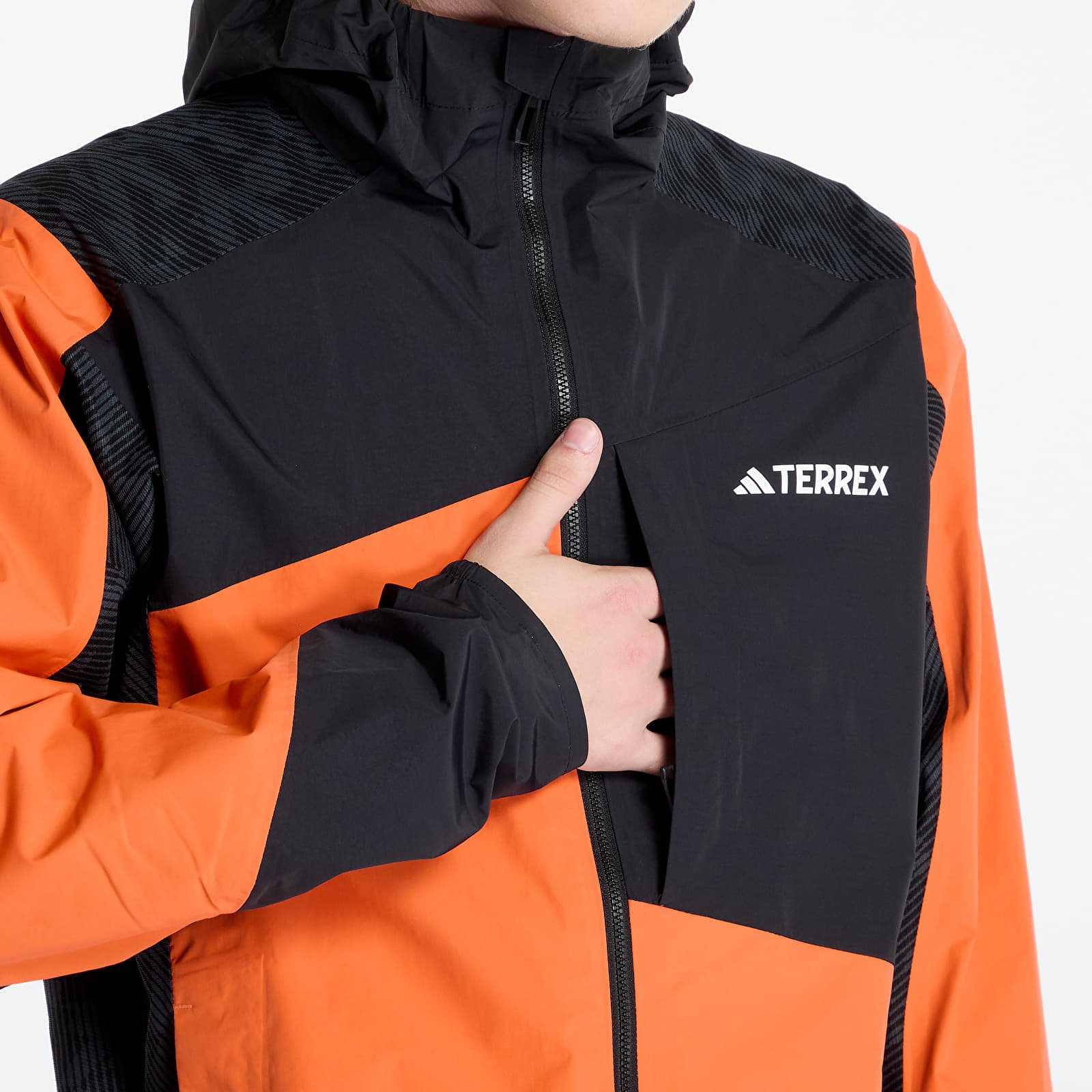 Kurtki męskie adidas Terrex Xperior Hybrid Rain.Rdy Semi Impact Orange/ Black