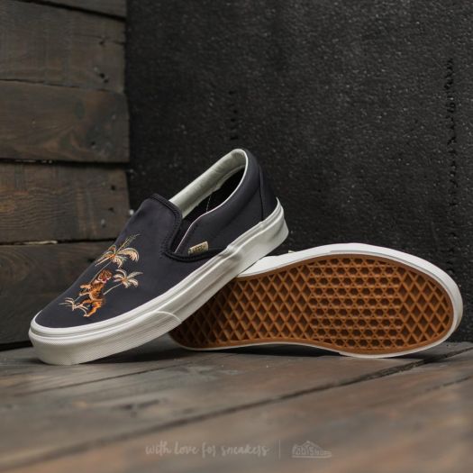 Vans california hot sale souvenir slip-on shoes