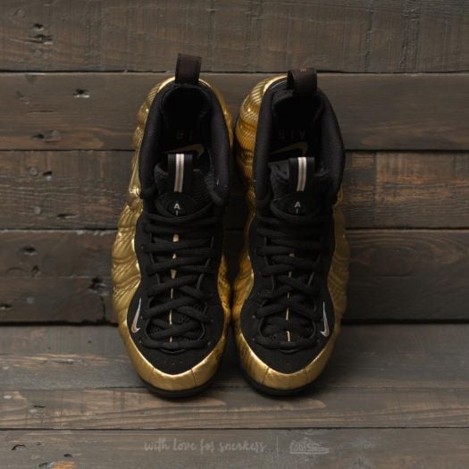 Black and 2025 gold foams mens