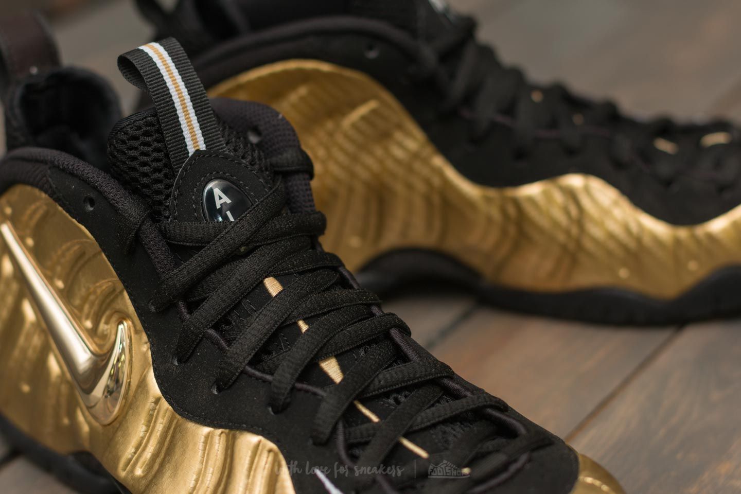 Pánské tenisky a boty Nike Air Foamposite Pro Metallic Gold/ Black-Black