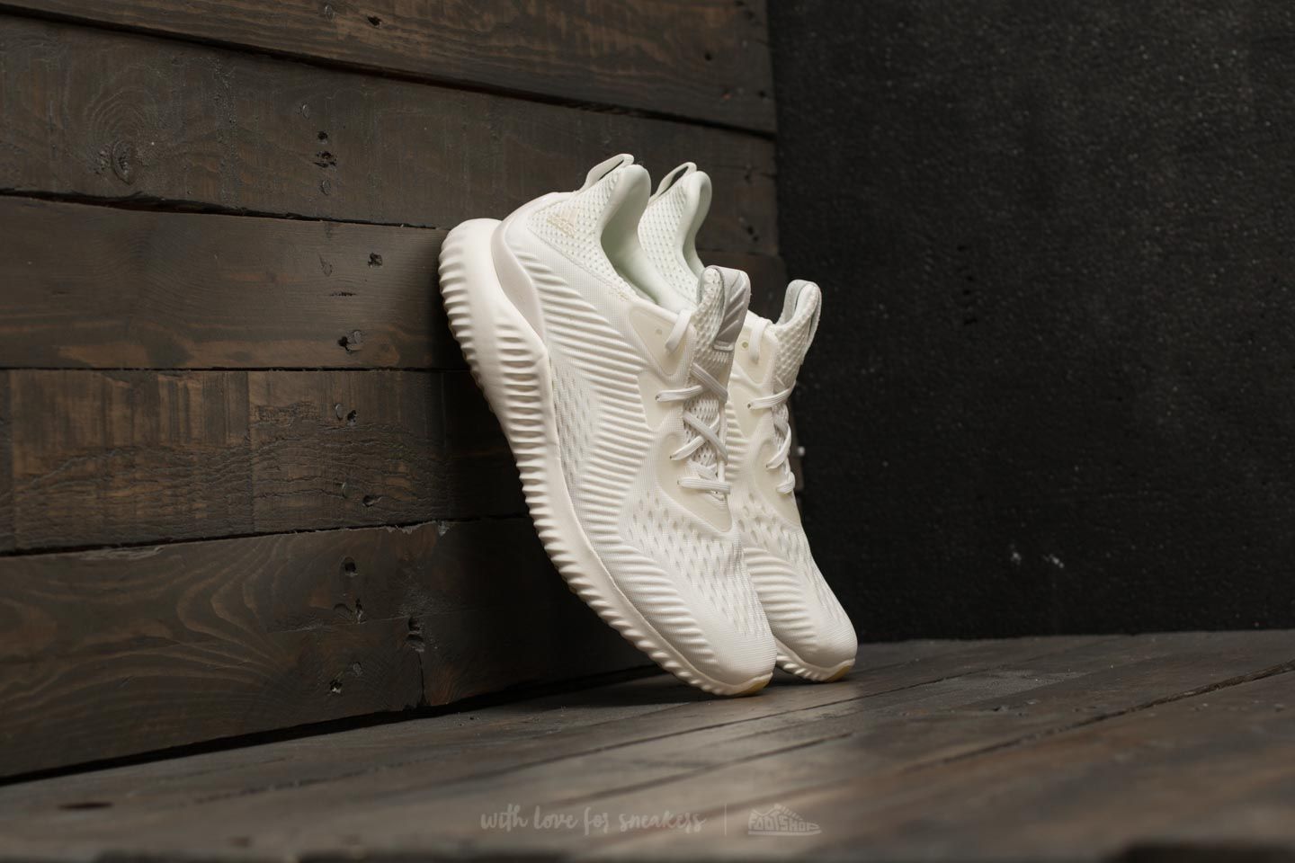 Adidas alphabounce shop em white