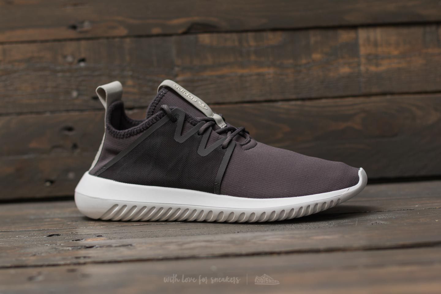 Women s shoes adidas Tubular Viral 2 W Utility Black Core Black