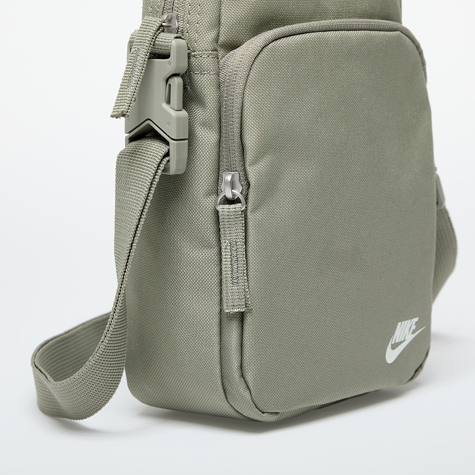 Crossbody bags Nike Heritage Crossbody Bag Olive