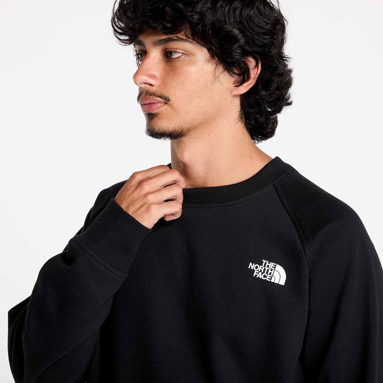 Hoodies and sweatshirts  The North Face M Raglan Box Nse Crew TNF Black