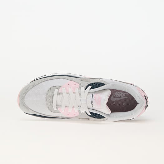 Pink and grey nike outfit online