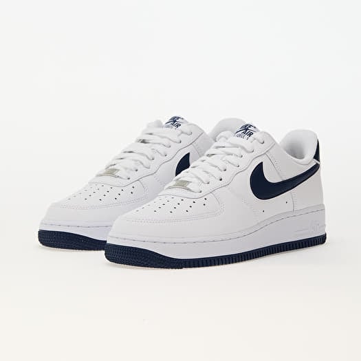 Nike Air Force 1 07