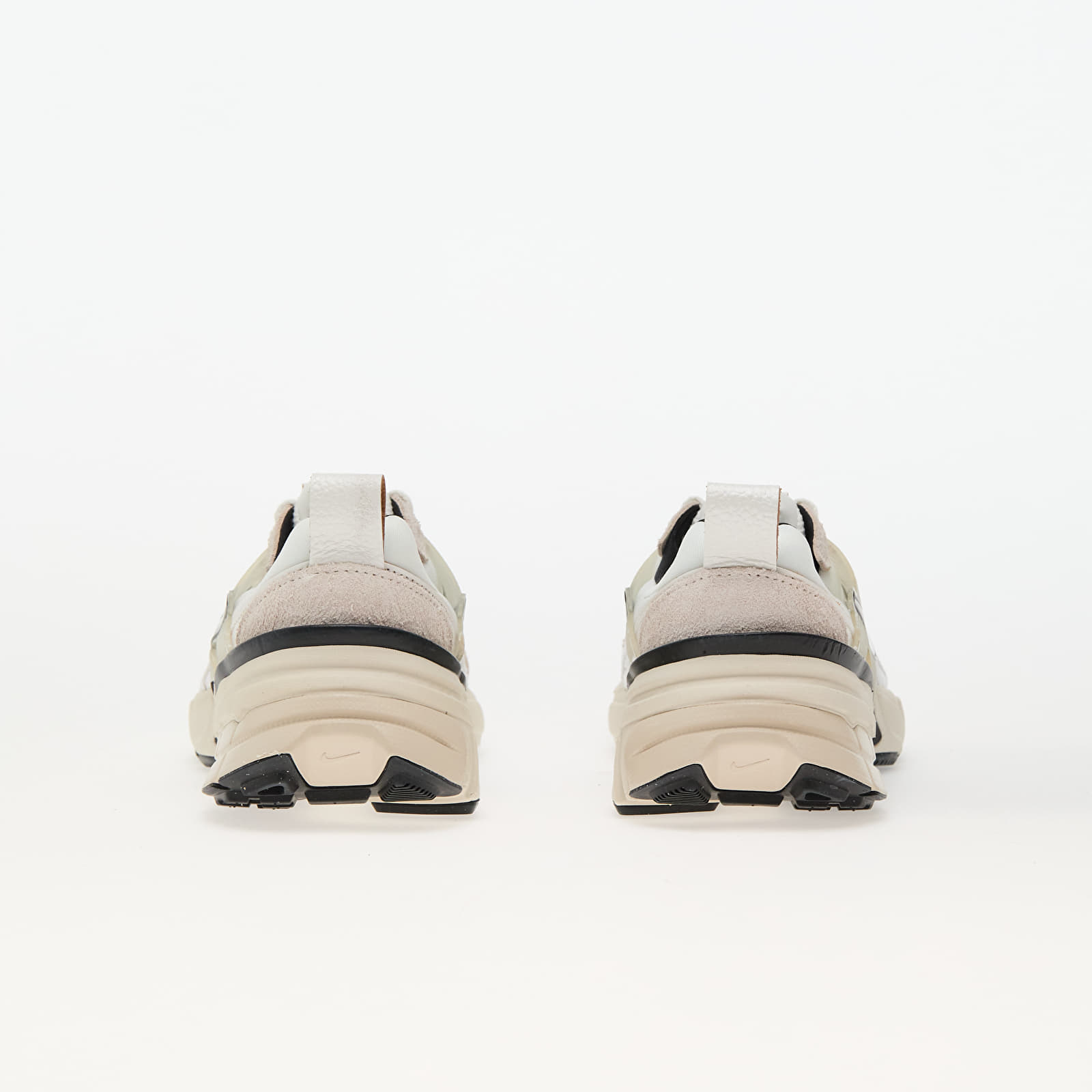 Frauen Nike W V2K Run Summit White/ Chrome-White-Lt Orewood Brn