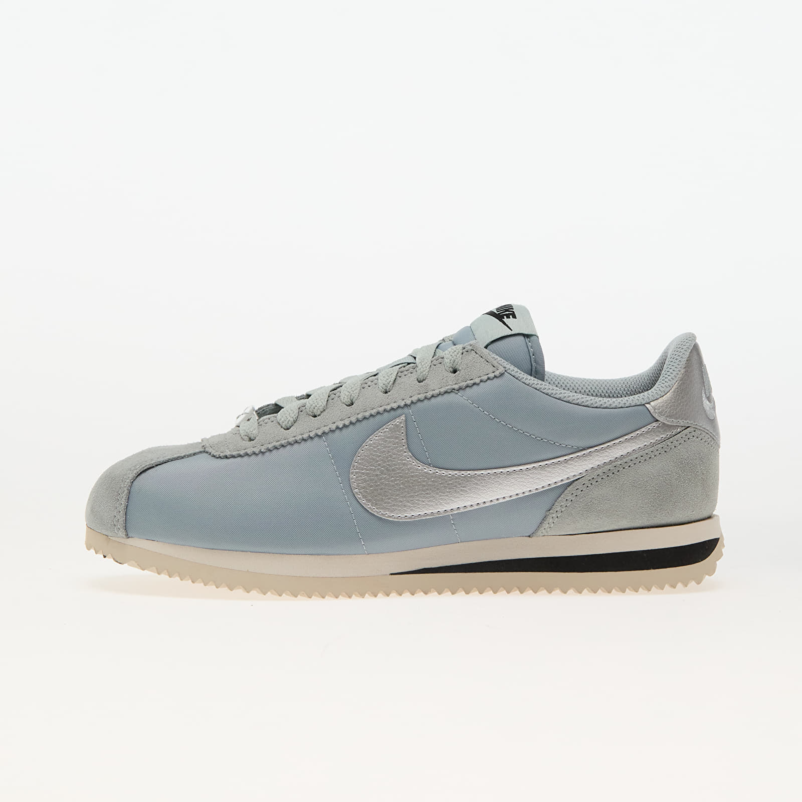 Levně Tenisky Nike W Cortez Txt Light Pumice/ Metallic Silver