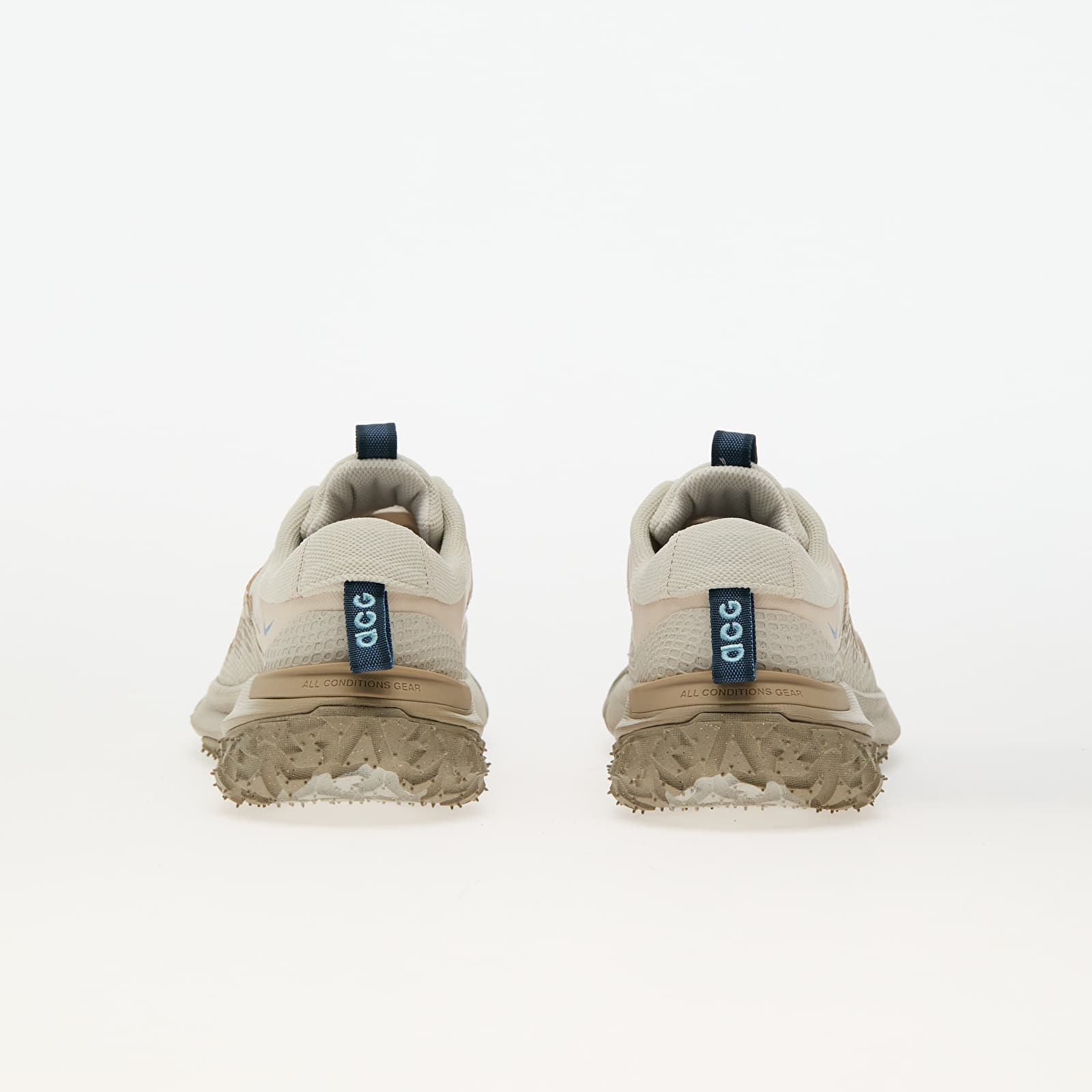 Vyriška avalynė Nike Acg Mountain Fly 2 Low Lt Orewood Brn/ Khaki-Light Bone