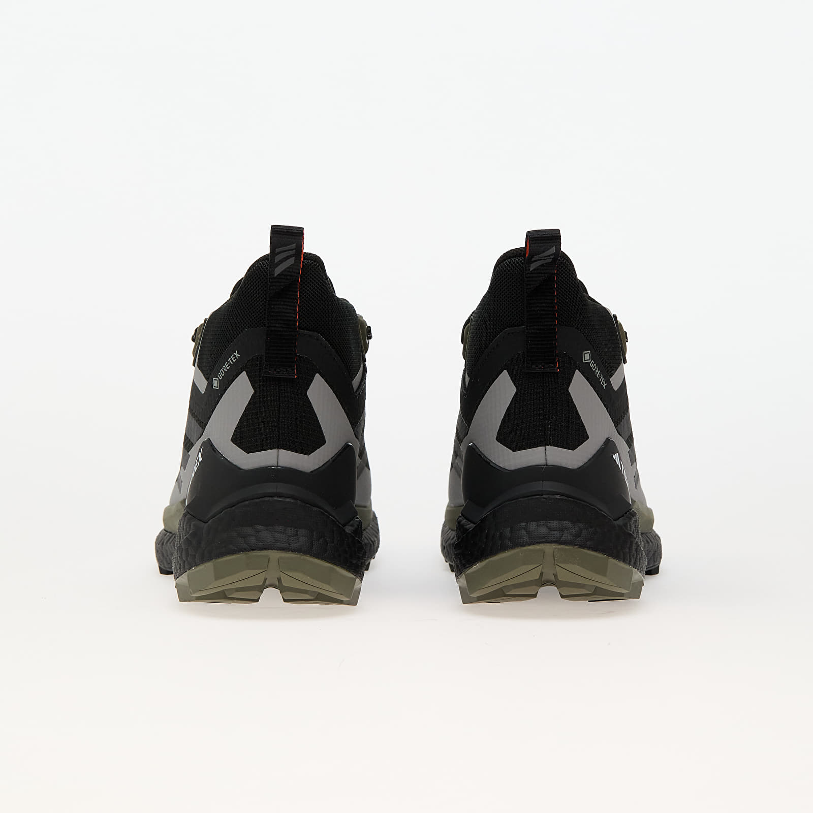 Pánské tenisky a boty adidas Terrex Free Hiker 2 Gtx Core Black/ Carbon/ Olive Strata
