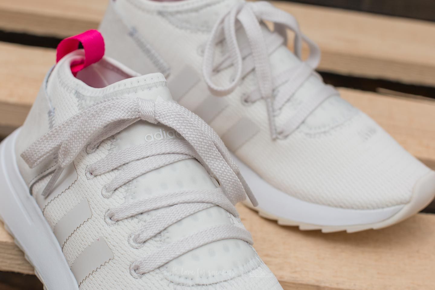 Adidas originals 2025 flb white