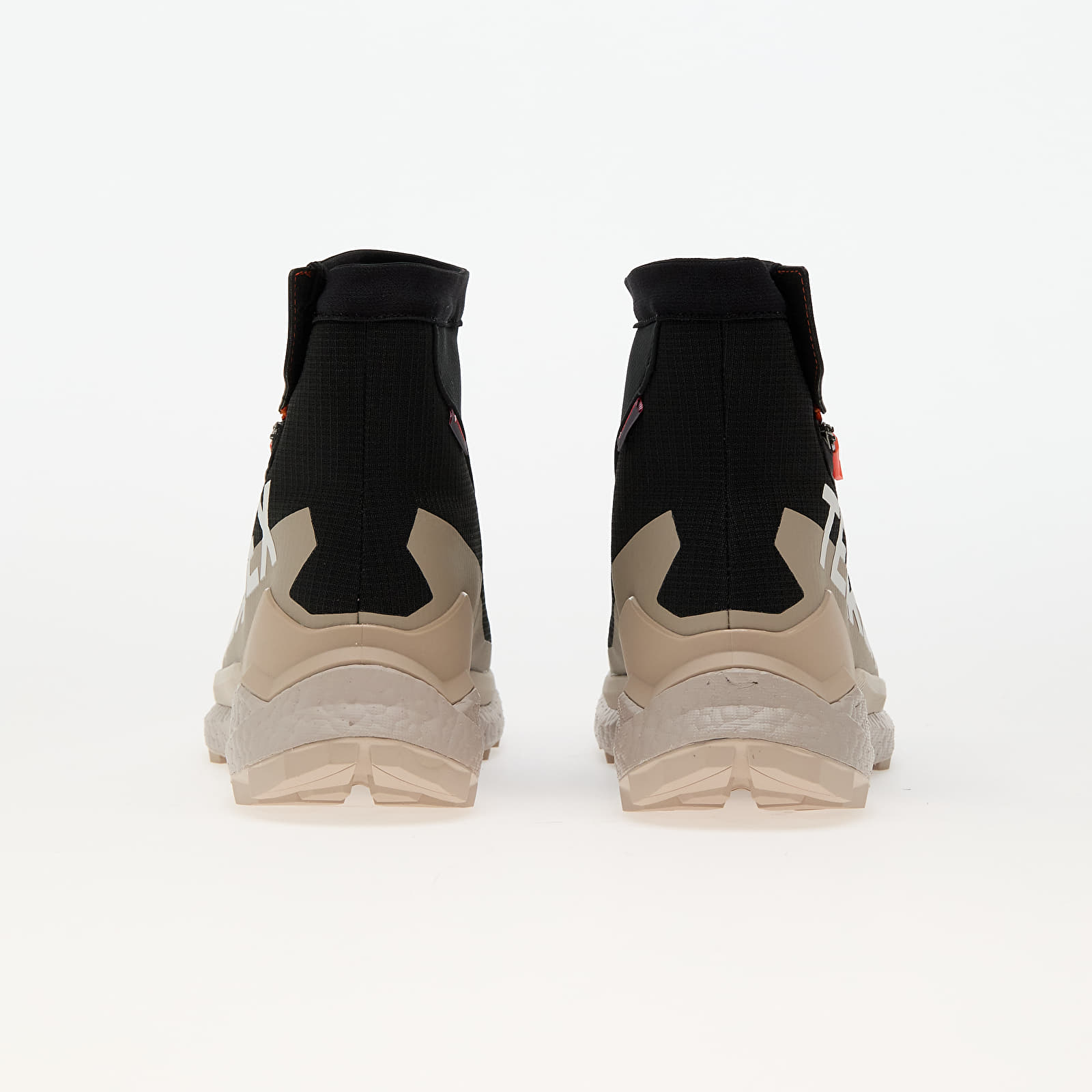 Pánské tenisky a boty adidas Terrex Free Hiker 2 C.Rdy GTX Wonder Beige/ Core Black/ Semi Impact Orange
