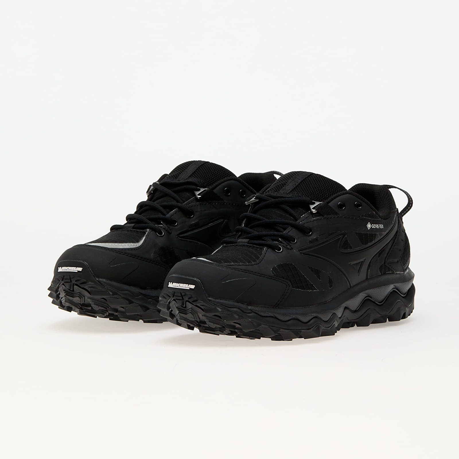 Încălțăminte și sneakerși pentru bărbați Mizuno Wave Mujin Tl Gtx Black/ Black/ Black