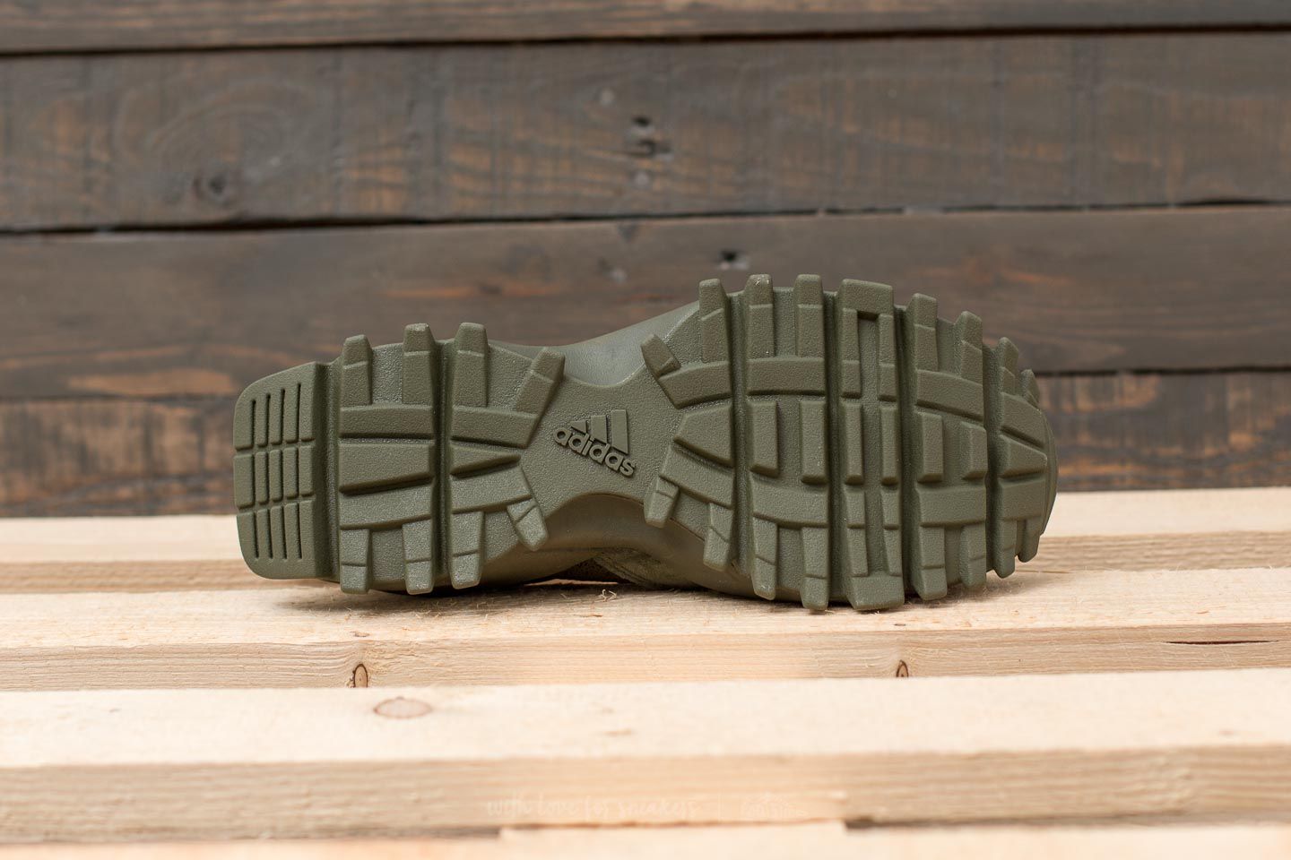 Zapatillas Hombre adidas x White Mountaineering Seeulater Alledo Primeknit Night Cargo/ Night Cargo/ Night Cargo