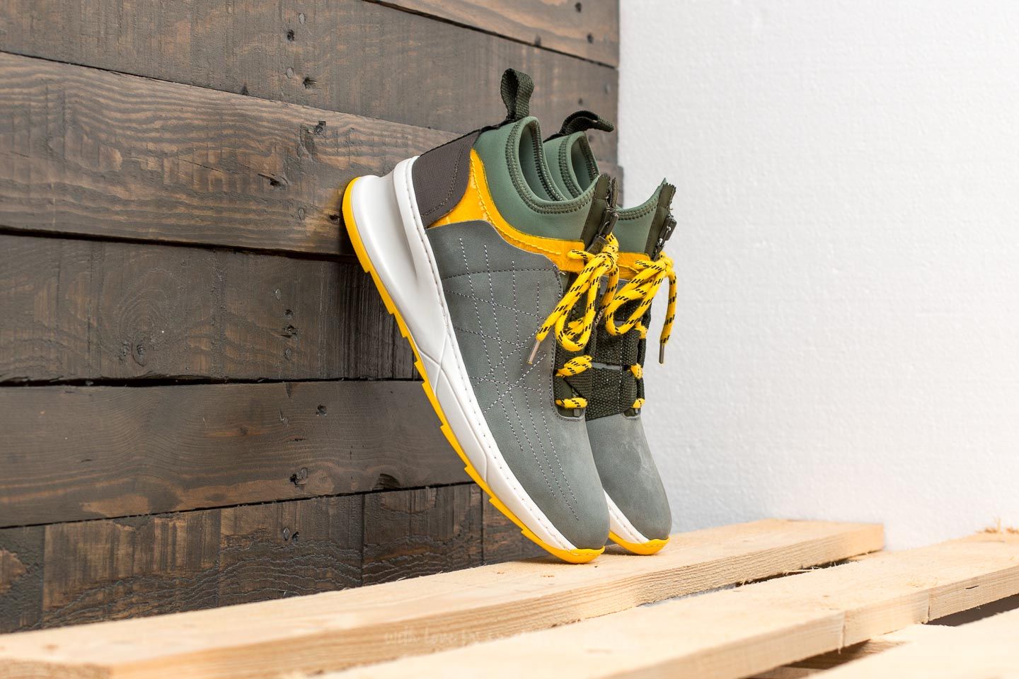 Men's shoes Filling Pieces Trace Shark Runner Desect Army Green