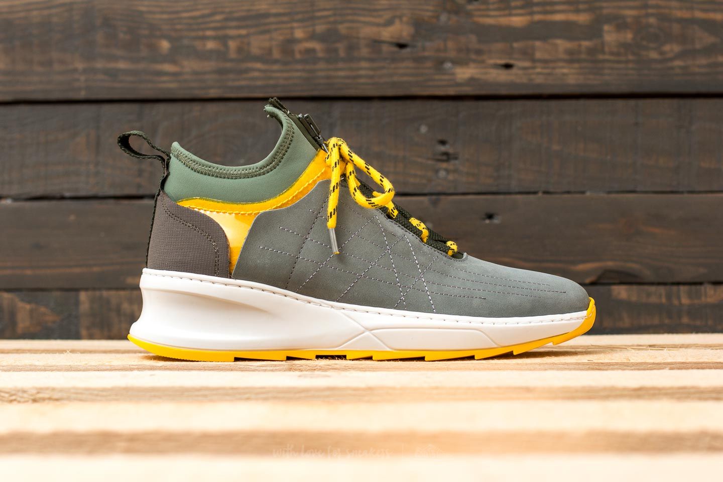 Men's shoes Filling Pieces Trace Shark Runner Desect Army Green